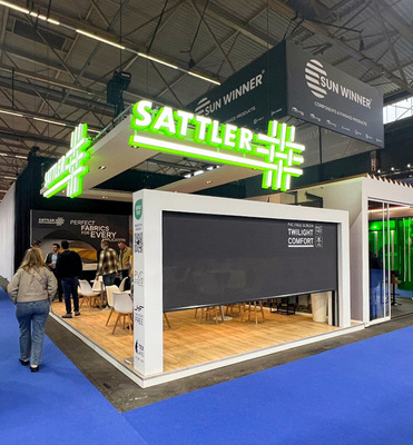 Sattler Sun Tex zeigte u. a. das PVC-freie Screen Gewebe der Kollektion Twilight, und wetterfeste Klassiker.