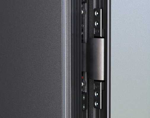 Das Türband axxent 750 Alu verbindet edle Optik in Trend­farbe Schwarz mit hoher Tragkraft bis 140 kg für optimale Energie­effizienz.