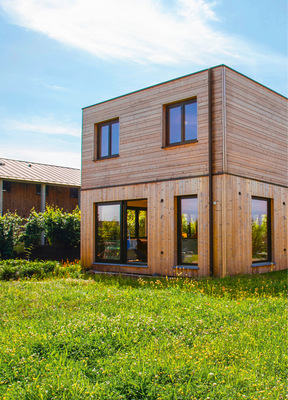 Ob auf freiem Baugrund oder in enge Baulücke: Die Module passen in jede noch so kleine Baulücke.