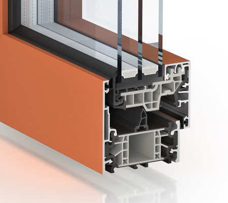 WarmCore 76: Der Ganzglasflügel ermöglicht eine flächenbündige Außenansicht ohne sichtbare Flügelprofile.