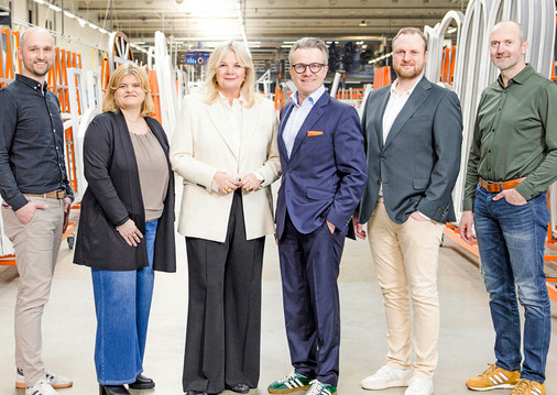 Mit der Einführung der neuen Bereichsleiterstruktur setzt das Unternehmen auf klare Verantwortlichkeiten und eine starke Führung; v.l.n.r. Maik Hollweg, Manuela Pieniak, Judith Pennekamp, Stefan Schwanekamp, Daniel Lechtenberg, Martin Willing