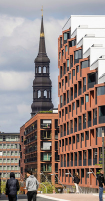 Ein wichtiger Planungsaspekt war die Anpassung der Verglasungen an die unterschiedlichen Windlastzonen der Fassade.