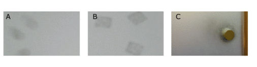 Bild 5: Bekannte Probleme von matten Glasoberflächen: Fingerabdrücke (A), Abdrücke von Korkabstandhaltern (B), Verschmutzungen durch längeren, täglichen Gebrauch (C) 

Bild: Nanogate
