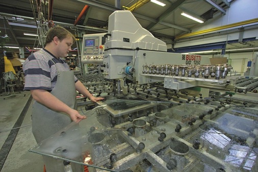 Handbohrmaschine zur Flächenbearbeitung von Float- und Verbundsicherheitsglas