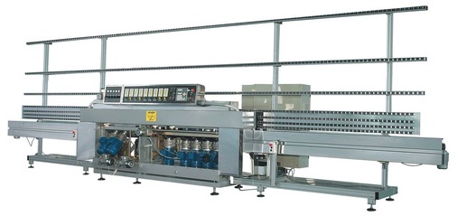 Vitrododi: Zu den Maschinen-Highlights von Vitrododi zählte auf der Vitrum die neue Pull-Out PAV 9 Kantenschleifmachine mit neun Spindeln.