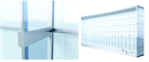 Eine Minimalverbindung zwischen den Glasschwertern und den Glasscheiben für eine 20m hohe Fassade im Nahen Osten wurde von Werner Sobek Engineering & Design ent­wickelt. Die Verbindung zwischen Glasschwert und Edelstahlprofilen erfolgt nur durch eine vorgefertigte konstruktive Silikonverklebung und erlaubt eine maximale Transparenz.