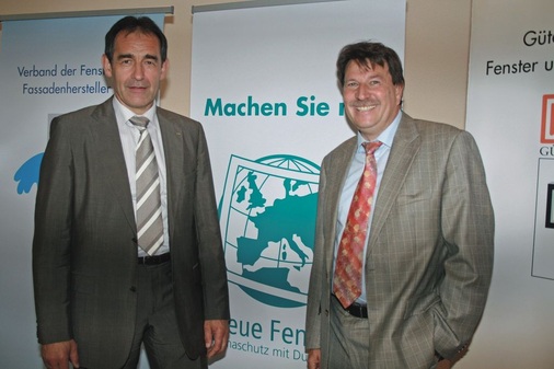 Die „Macher“ im VFF<br />Präsident Bernhard Helbing (li.) und Geschäftsführer Ulrich Tschorn in Dresden - © Foto: Matthias Rehberger
