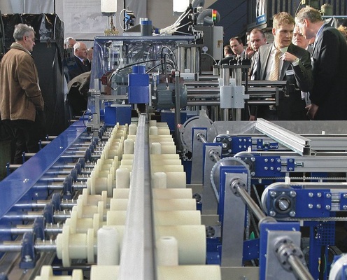 Anlässlich der 2-tätigen Produktpräsentation hatte Schiele eine komplette Anlage in den eigenen Montagehallen aufgebaut.