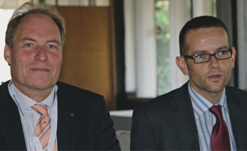 Das Führungsduo des iftUlrich Sieberath/Institutsleiter und Dr. Jochen ­Peichl/Geschäftsführer Finanzen auf der Pressekonferenz.