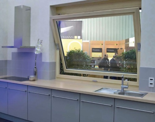 Entlüfter bei geöffnetem FensterAuch bei dem Betrieb von Dunstabzugshauben kann es wichtig sein, ein Signal für das ­geöffnete Fenster zu erhalten.