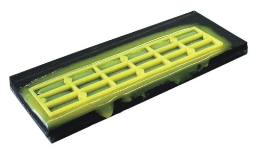 Erwiesene ­UnverträglichkeitNegativer fünfwöchiger Test: Durch Kontakt zum Prüfmaterial ist das Klotzmaterial „zerstört“.