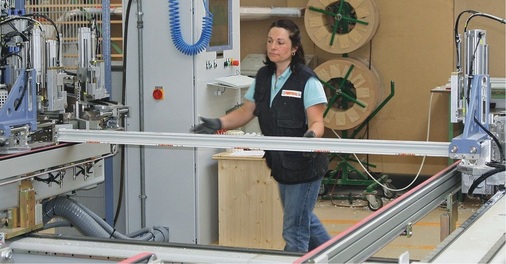Auf die Region ­eingestelltViele Mitarbeiter sind ­Frauen, die auch als Teilzeitkräfte angestellt sind.