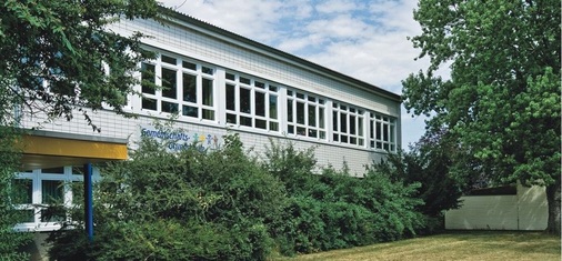 In der Tomburg Realschule wurden insgesamt 354 Fenster mit dem Trocal Fenster Typ ­„InnoNova_70.M5“ eingebaut.
