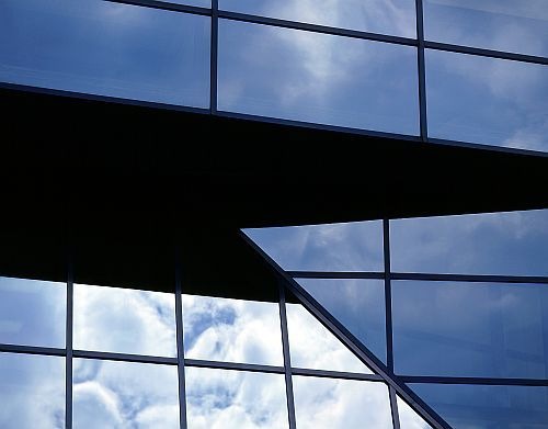 Die Gläser der Produktreihe Pilkington SuncoolTM sind für nahezu jede Anwendung im Objektbereich geeignet.