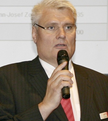 Geschäftsführer Peter Stein ist seit 1976 im Unternehmen und verheiratet mit der Inhaberin Ute Stein geb. Zöllner.