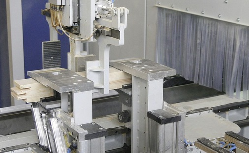 PowerGrip: Bis zu 160 kg Klemmkraft können pro Klemmpratze aufgebracht werden.