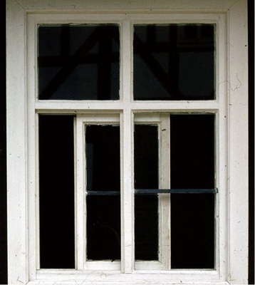 Bild 7: Fensteröffnungen in städtischen Stein- und Fachwerkhäusern enthielten Schiebekonstruktionen. - © Foto: Propstei Johannesberg
