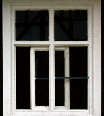 Bild 7: Fensteröffnungen in städtischen Stein- und Fachwerkhäusern enthielten Schiebekonstruktionen.
