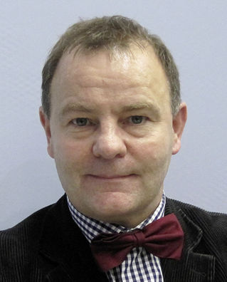 Gebogenes Glas bekommt einen statischen Vorteil, der geringere Spannungen und niedrigere Durchbiegungen bewirkt und die nötige Dicke verringertRobert Magis, Vertriebsverantwortlicher aus dem SFL-Fachbereich Glastechnik.