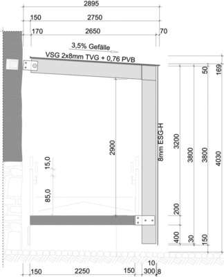 Schnitt durch den gläsernen Verbindungsgang.