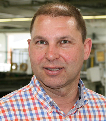 Betriebsleiter Stefan Luzki: „Der Anlagenbauer KMW-Engineering hat mit seinem Fertigungskonzept unseren Anforderungen am ehesten entsprochen.“