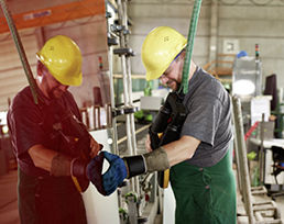 
Für die wachsende Nachfrage nach Farbgläsern stellt das Glaskontor Südbayern die Decolaque-Farbgläser in 28 verschiedenen Farbtönen bereit.
