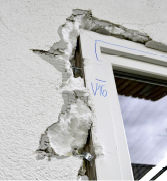 
Bild 5: Manueller Angriff auf die Verbindung Konsole – Fensterprofil.
