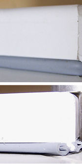 
Bild 4: Gegenüberstellung der Dichtwirkung im Regelbereich (oben: EPDM mit anliegender Dichtung und unten: TP mit Spalt zum Blendrahmen).
