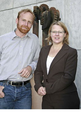 
Tobias Hahn und seine Cousine Isabel leiten heute den Traditionsbetrieb in sechster Generation.
