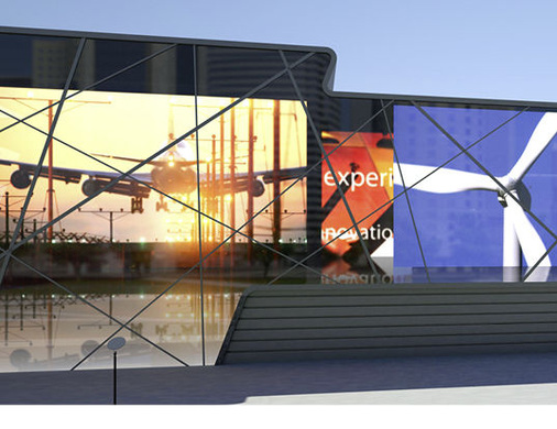 
Onlyglass Mediafacade: Hier wird das Glas zum Display – einzelne ISO-Module lassen sich so ansteuern, dass daraus ein Mega-Bildschirm entsteht.
