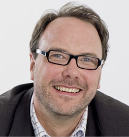 
Dirk Schlattmann, Chefredakteur der „SBZ“, Zielgruppe: Handwerksunternehmer und leitende Mitarbeiter aus der SHK-Branche, Entscheider in der Industrie und im Großhandel, Fachverbände und Institutionen im SHK-Umfeld.
