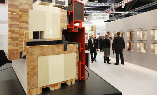 
Ein Bild aus der vorigen frontale-Veranstaltung. Welche Neuheiten erwarten uns in diesem Jahr? Lesen Sie dazu unsere umfassende Messevorschau in dieser Ausgabe.
