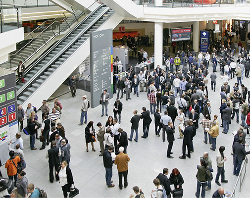 <p>
Auch aufgrund der erweiterten Ausstellungsfläche erwartet die NürnbergMesse erneut volle Messehallen und starkes Interesse von Fenster- und Fassadenexperten. 
</p> - © Foto: Daniel Mund

