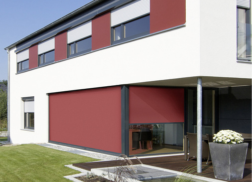 
Außen liegende Sichtschutzelemente wie beispielsweise Rollläden und ZIP-Systeme stellen einen temporären Wärme- und damit auch Tauwasserschutz dar.
