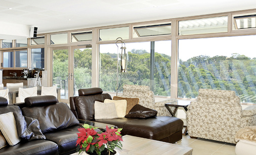 



Miglas Ali-Clad-Fenster mit integrierten CDi-Antrieben.
