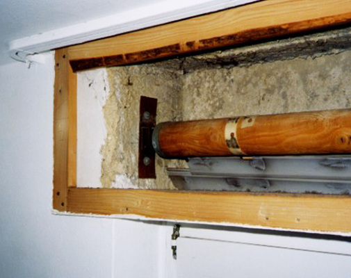 
Alte Rollladenkästen werden von Bauherrn und Sanierer nur äußerst ungern entfernt. Die Thermografie kann helfen hier die Schwachpunkte aufzudecken und Kunden besser zu beraten oder im Streitfall Fehler aufzudecken.
