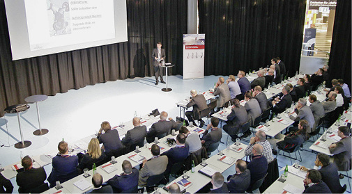 
Der aluplast Innovationstag fand in diesem Jahr in der Schweiz statt.
