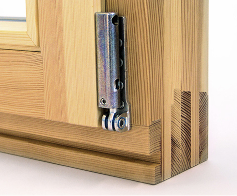 
Schlitz-Zapfen-Verbindungen sind auch mit der CNC-BAZ-Technik zu realisieren. Hier eine Fensterecke vom Fensterbauer Timm in Berlin.
