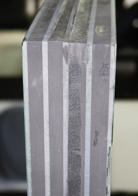 
Sondergläser und nicht alltägliche Glasaufbauten mit Sicherheitsglas zählen zu den Spezialitäten im Angebot.
