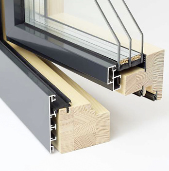 
Das neue Holz-Alu-System Duoline: Verschiedene Dicken des Holzprofils (68, 78 und 88 mm) lassen eine Vielzahl von Einsatzmöglichkeiten zu. Uw-Werte sind bis zu 0,79 W/(m²K) möglich.
