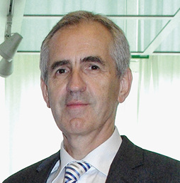 
Gerald Feigenbutz von der Gütegemeinschaft Kunststoff-Fensterprofilsysteme e. V. zeigte sich optimistisch, dass Ausnahmen bei den Blei-Grenzwerten für recycelte Kunststofffenster kommen.
