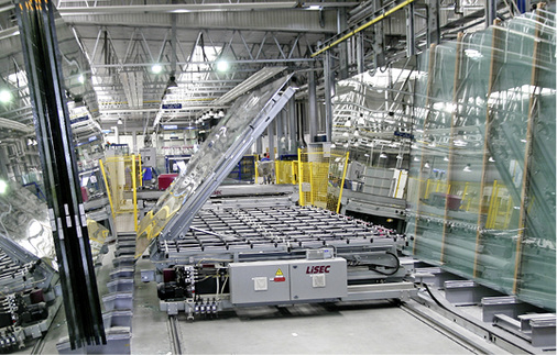 
Die eigene ISO-Fertigung direkt im Werk in Krakau ist in der Lage, 200 Pakete pro Stunde bereitzustellen. 
