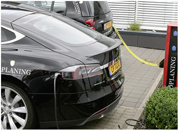 
Ob sportlich oder kompakt: Die Firmenflotte wird von eigenen Photovoltaik-Modulen gespeist.
