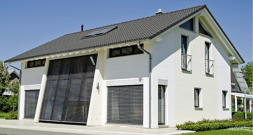 <p>
Auch im Privatbereich steigt der Bedarf an windstabilem Sonnenschutz ständig an, da auch in Wohnhäusern immer großzügiger verglast wird und damit die Baugrößen deutlich wachsen. 
</p>

<p>
</p> - © Foto: MD Sonnenschutz Technik GmbH

