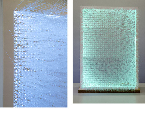 <p>
links: Detail des Sonnenschutzelements mit seinen Glasfasern
</p>

<p>
rechts: Bei Nacht können die Elemente der Fassade mittels LEDs beleuchtet werden.
</p>