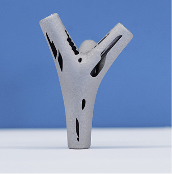 
Dreidimensionales Fassadenelement: Ein Kraftfluss optimierter Freiform-Knoten von Alamir Mohsen. 
