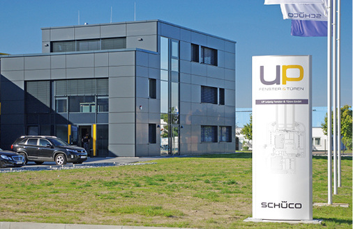 
Das neue Werk in Makranstädt mit Büros, Produktionsflächen und Lagerkapazität wurde auf der grünen Wiese errichtet.
