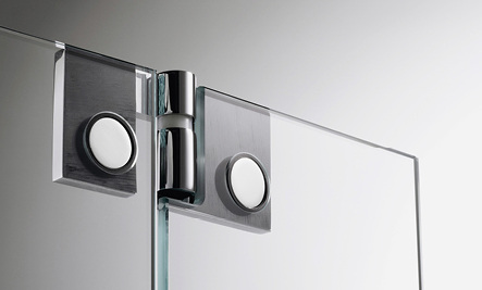 



Die hochwertigen Duna-Badbeschläge werden aus massivem Messing produziert und stammen alle aus deutscher Fertigung. 
