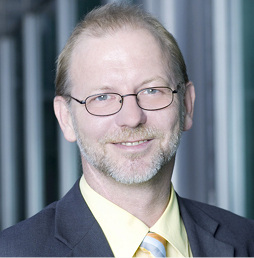 
Ralf Vornholt, Marketing Technik, Saint-Gobain Glass Deutschland GmbH.
