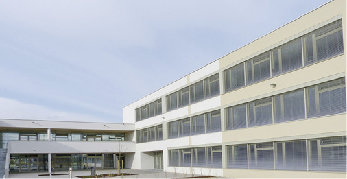 
Architekt und Generalplaner Trafo Architektur (Kirchmayr & Nöbauer) verbauten rund 22 Millionen Euro auf einer Nettoraumfläche von rund 11 600 Quadratmeter.



